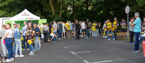 Saisoneröffnung der Krefeld Pinguine