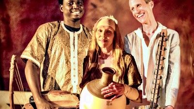 Nils Kercher Trio mit Kira Kaipainen & Oumar Kouyaté