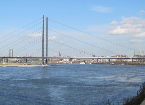 Nach Neuss und Düsseldorf