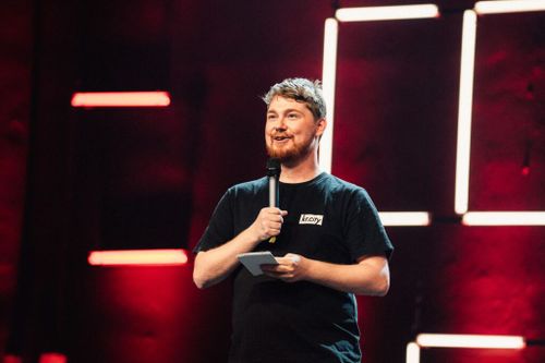 Johannes Floehr - Aus der Nähe von Paris