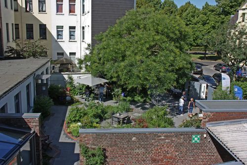 Offene Gartenpforte im Hospiz am Blumenplatz